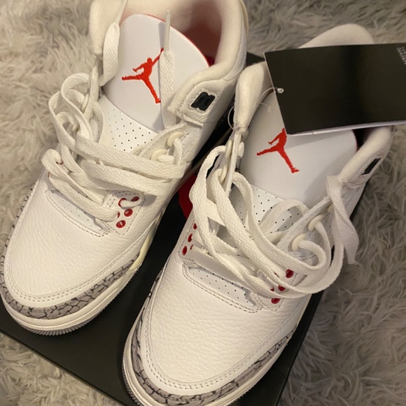 Jordan 3 Retro Summit - Picture 3 of 5